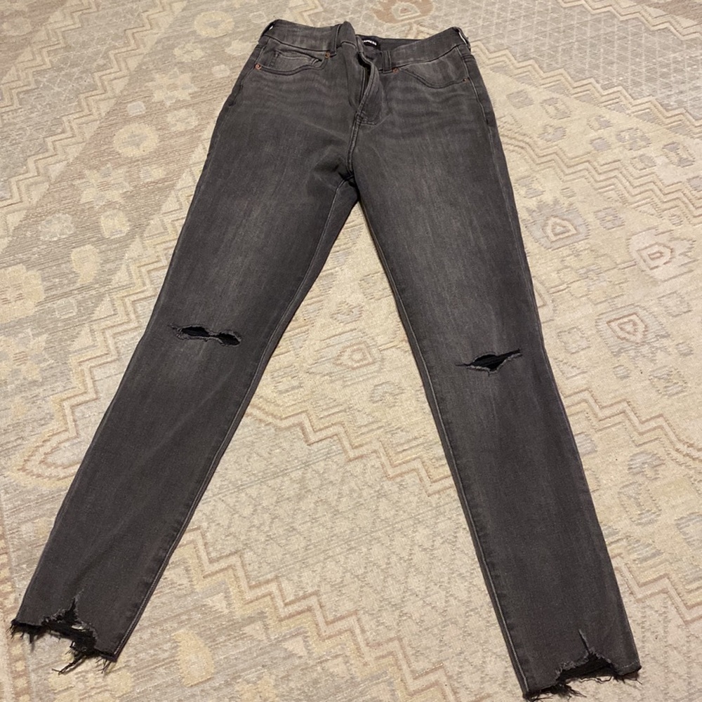 EXPRESS SKINNY SUPER HIGH RISE ULTRA HYPER STRETCHY WOMEN’S JEAN SIZE S
